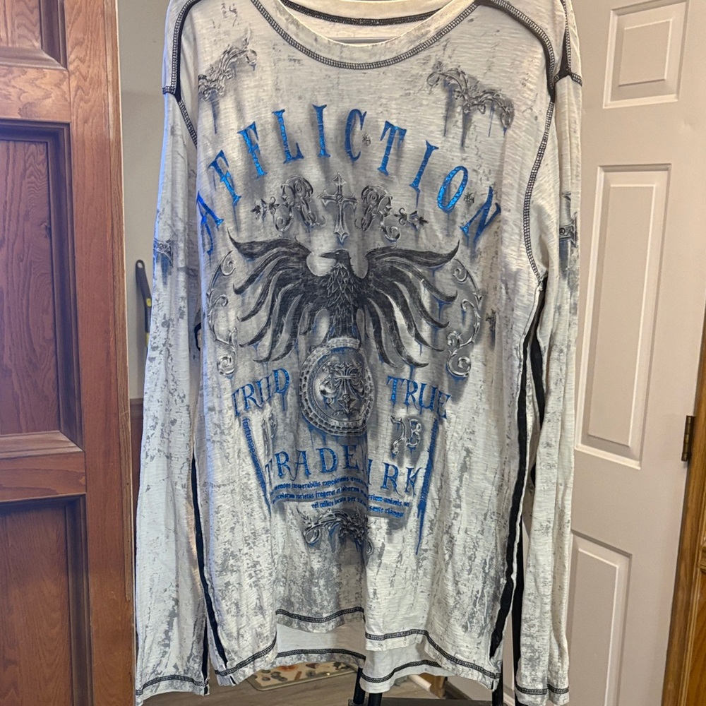 Affliction White and Blue Graphic Long Sleeve new without tags
